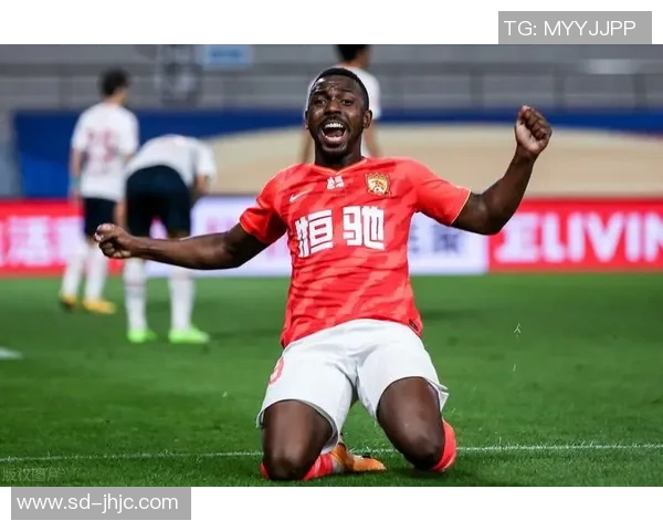 杭州羽毛球队以81分稳居杯赛积分榜首位展现强大实力